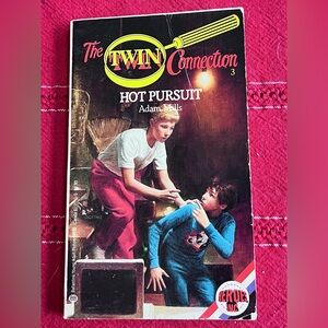The Twin Connection Series  Hot Pursuit Paperback Adam Mills Vintage 80’s